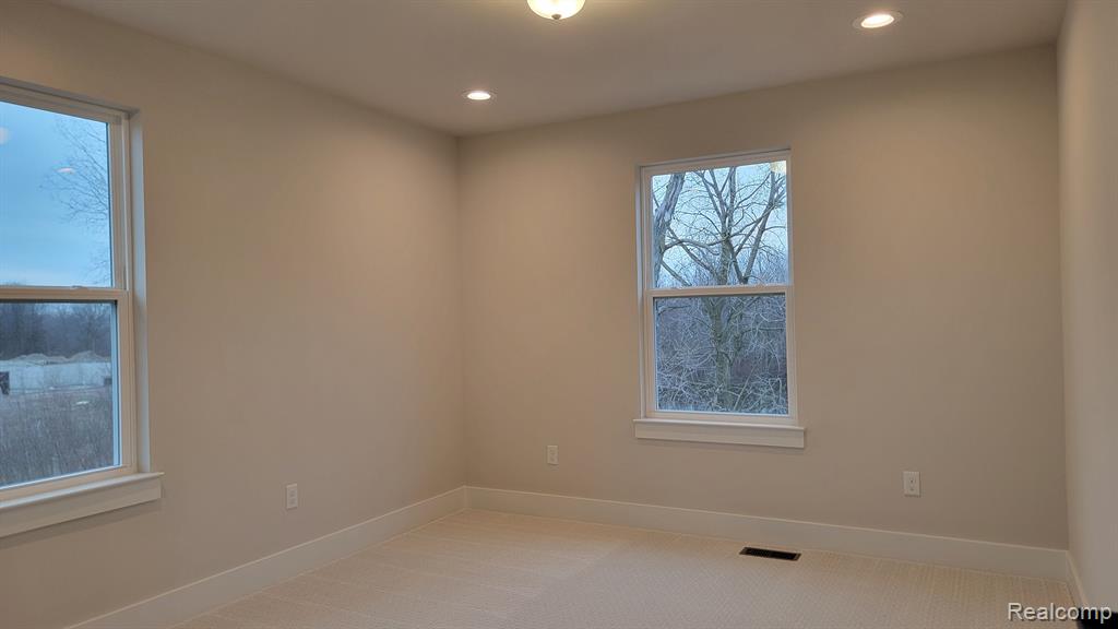 58268 INTERNATIONAL Drive, South Lyon, MI 48178 — Photo 53