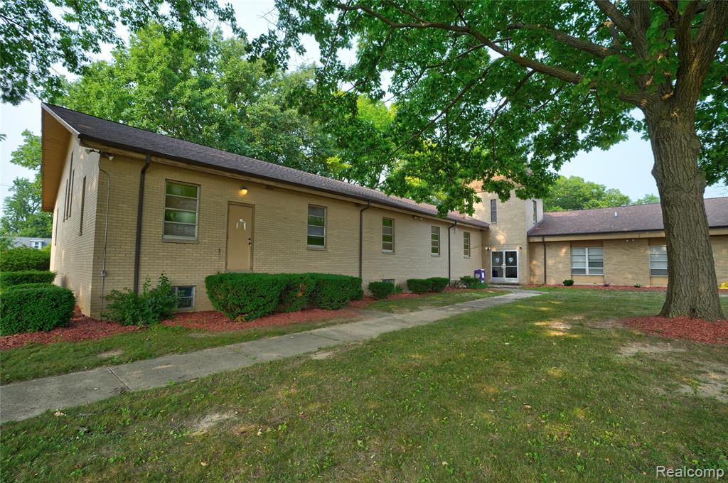 6202 Dupont Street, Flint, MI 48505 — Photo 4