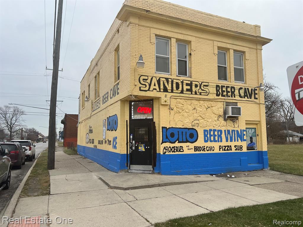 2280 SAINT CLAIR Street