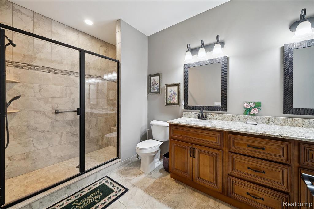9566 KINGSWAY Circle, Clarkston, MI 48348 — Photo 10