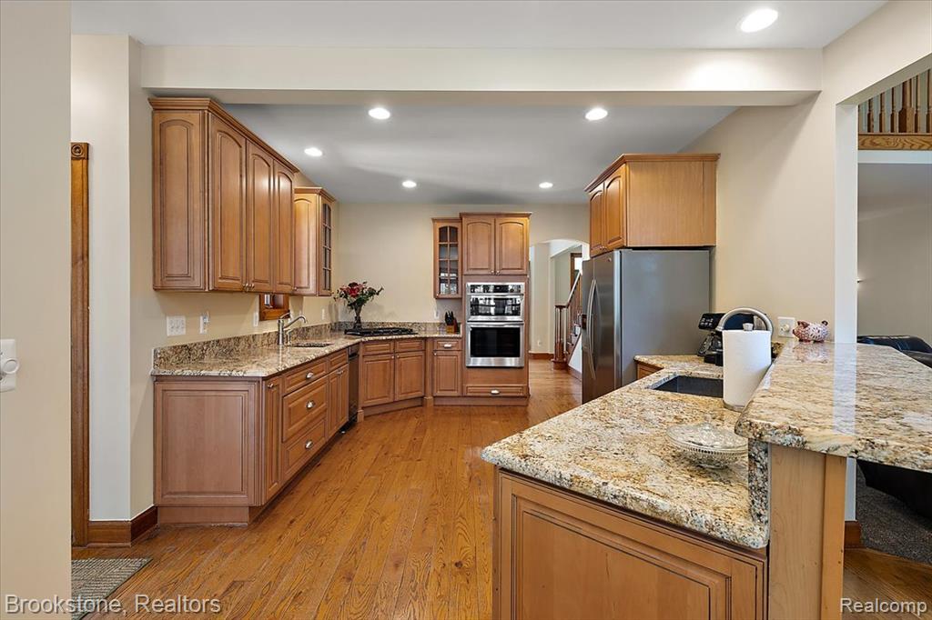 55520 Katie, New Hudson, MI 48165 — Photo 10