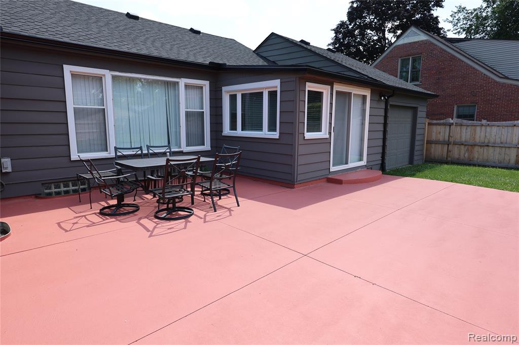 4121 Seminole Drive, Royal Oak, MI 48073 — Photo 10