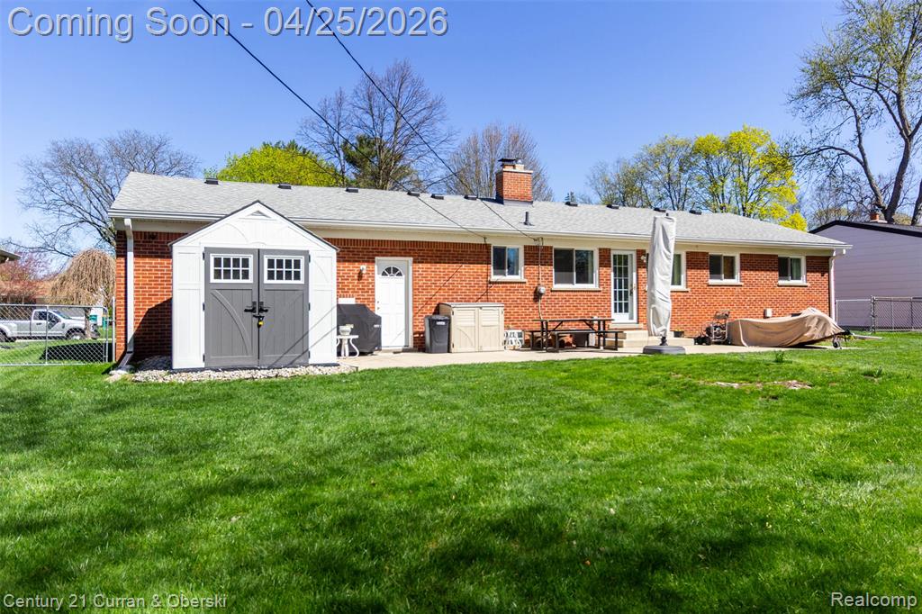 22803 Manning Street, Farmington, MI 48336 — Photo 41