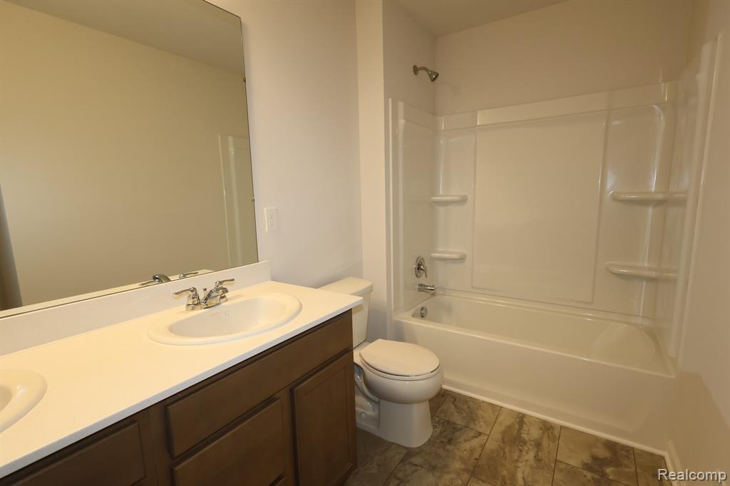 34395 Starling, Chesterfield, MI 48047 — Photo 19