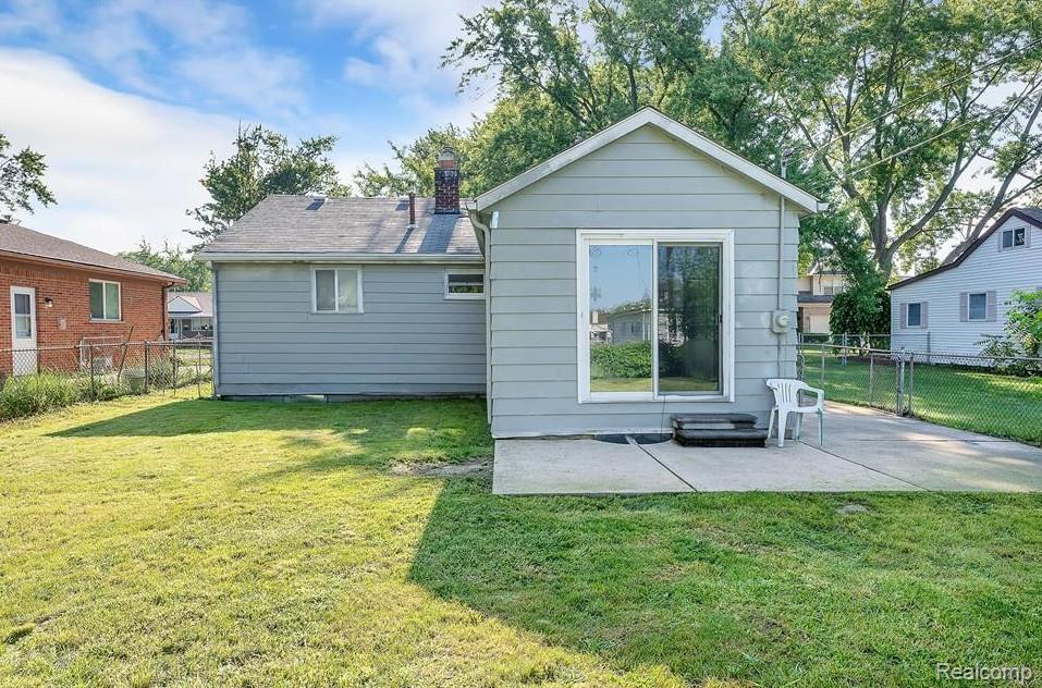 6431 Centralia Street, Dearborn Heights, MI 48127 — Photo 15
