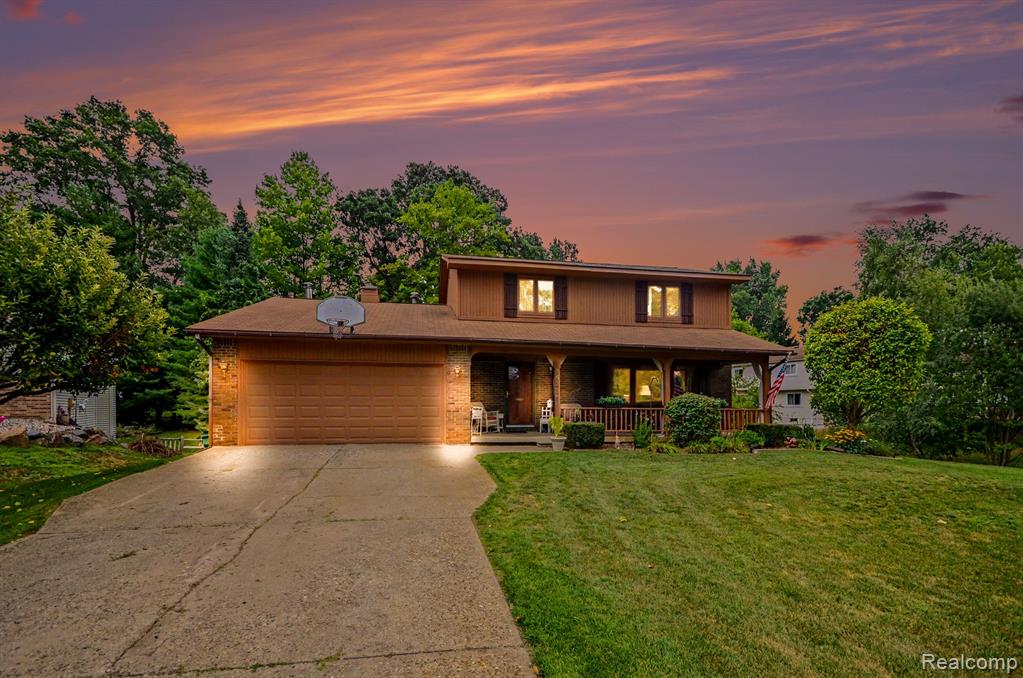 1625 Spruce Court, Commerce Twp, MI 48390