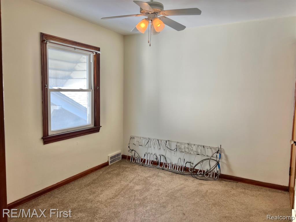1618 Anita Avenue, Grosse Pointe Woods, MI 48236 — Photo 19