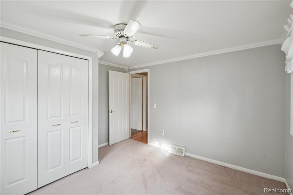 47501 Nita Drive, Shelby Twp, MI 48317 — Photo 23