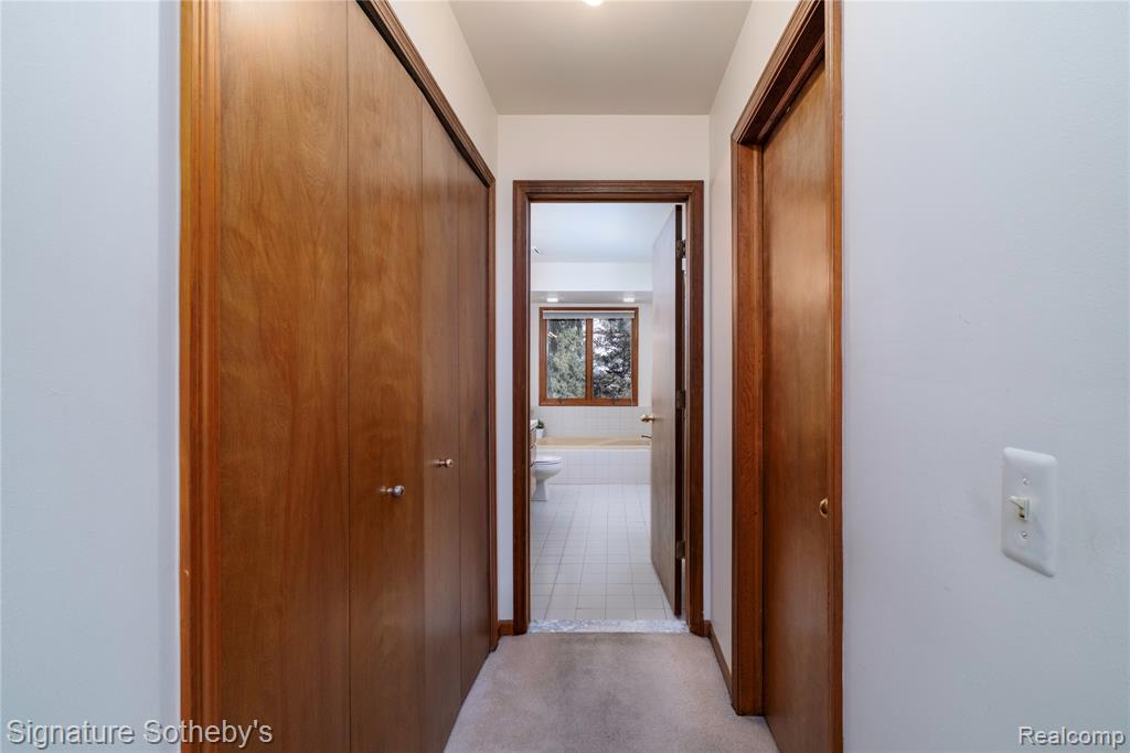 16819 Country Knoll Drive, Northville, MI 48168 — Photo 25