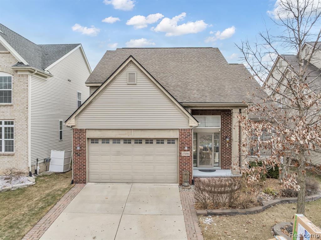 27490 CROMWELL Road, Novi, MI — front exterior