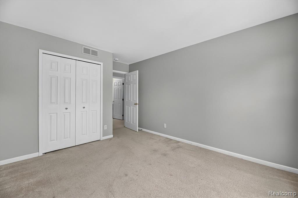 2445 Lorraina Lane, Hartland, MI 48353 — Photo 27