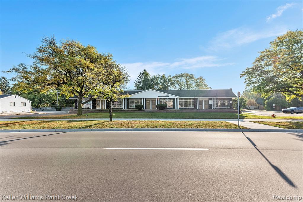 29920-29912 ORCHARD LAKE Road, Farmington Hills, MI 48334
