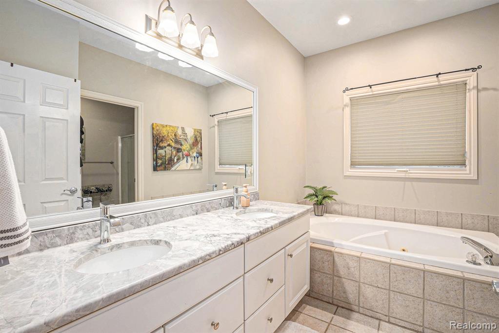 1799 Elkridge Circle, Highland, MI 48356 — Photo 20