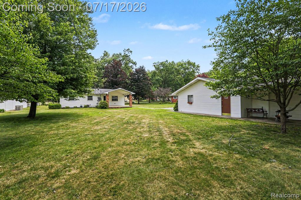 17450 Martinsville Road, Belleville, MI 48111 — Photo 20