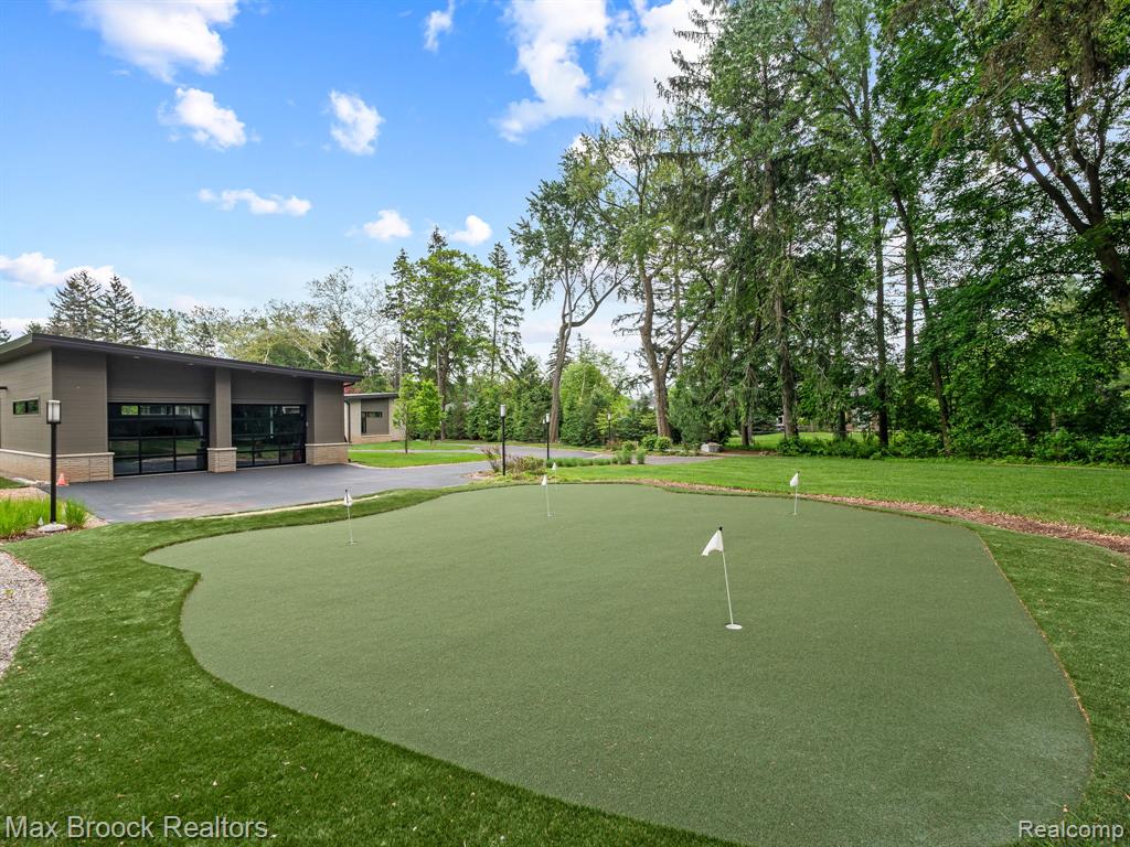 4890 Charing Cross Road, Bloomfield Hills, MI 48304 — Photo 44