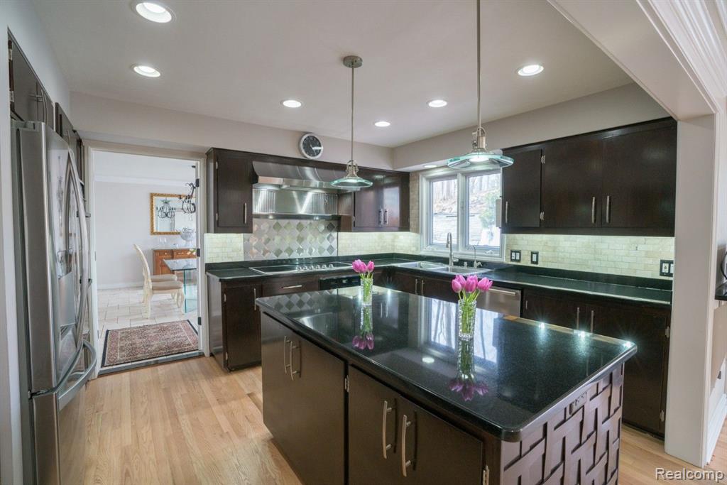 45778 FERMANAGH Drive, Northville, MI 48168 — Photo 25