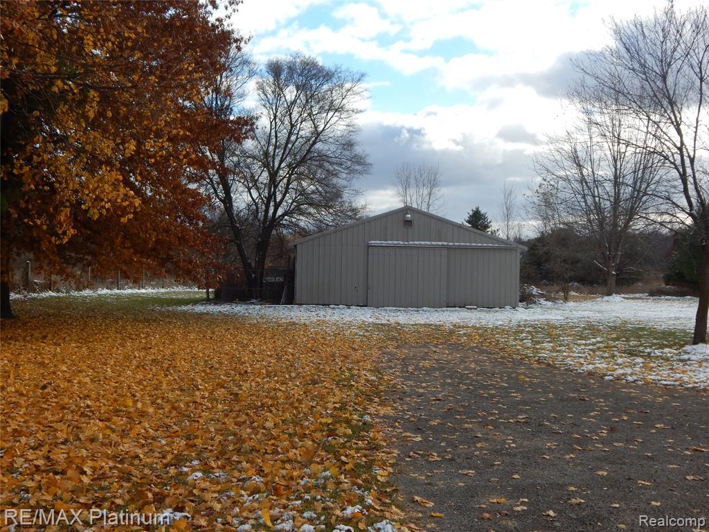 10321 E Lovejoy Road, Perry, MI 48872 — Photo 6