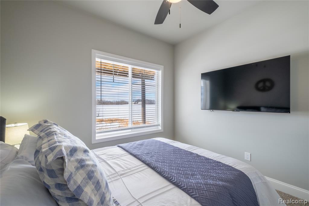3442 COTTAGE COVE Drive, Fenton, MI 48430 — Photo 11