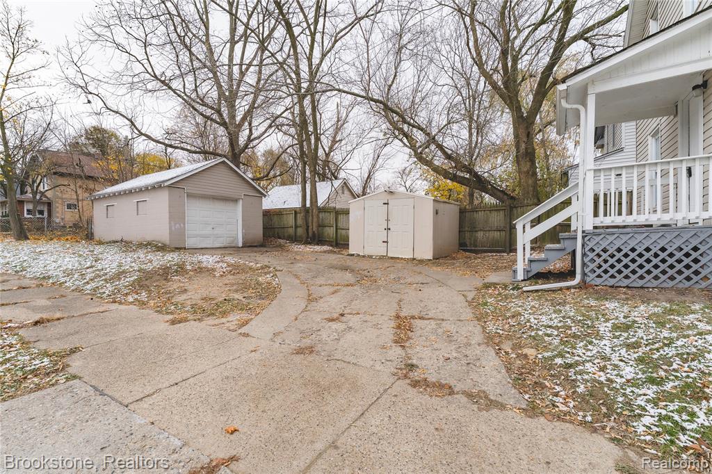474 N Saginaw Street, Pontiac, MI 48342 — Photo 22
