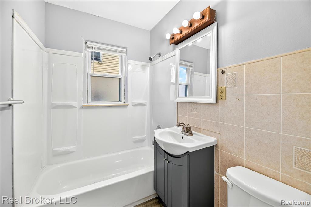 602 S Meade Street, Flint, MI 48503 — Photo 22