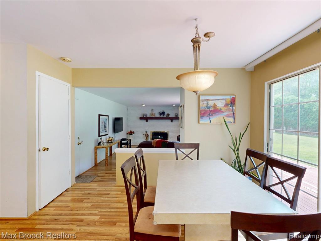 5495 Kingsfield Drive, West Bloomfield, MI — Photo 12