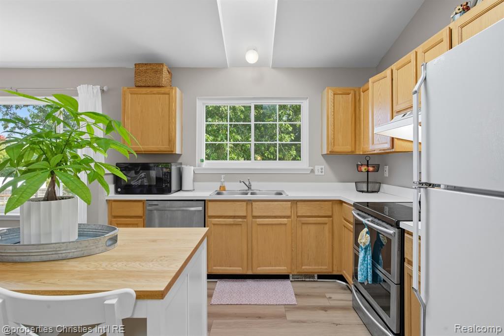 7179 Streamwood Drive, Ypsilanti, MI 48197 — Photo 11