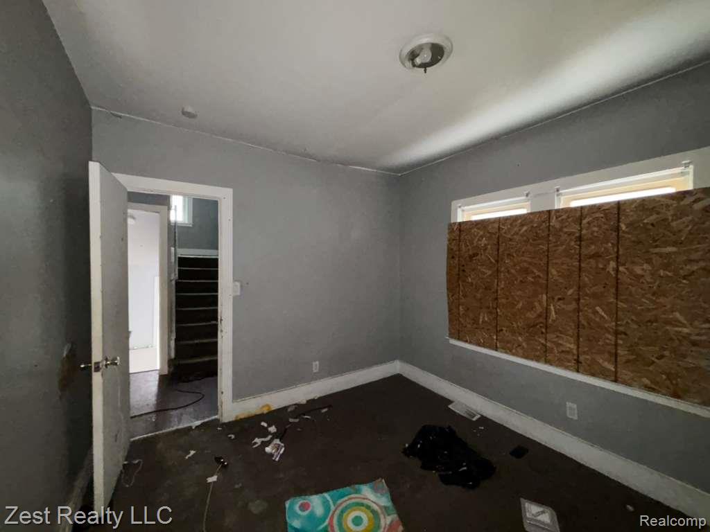 9206 PINEHURST Street, Detroit, MI 48204 — Photo 10