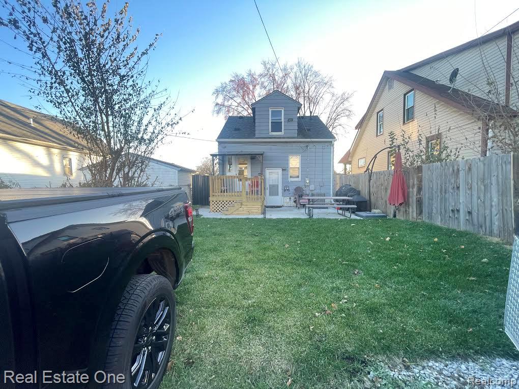 730 Cleophus Parkway, Lincoln Park, MI 48146 — Photo 36