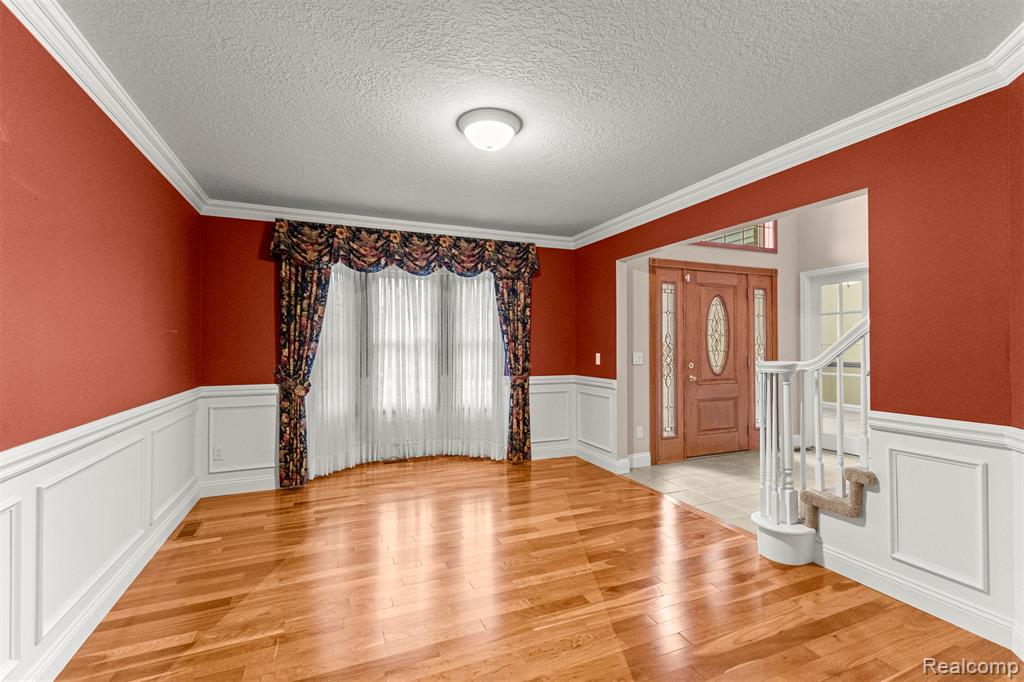 27142 Newberry Boulevard, Brownstown, MI 48134 — Photo 17