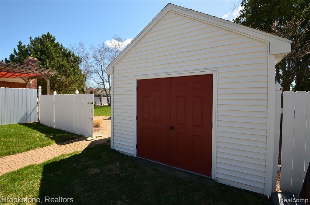 4470 PERRY Road, Grand Blanc, MI 48439 — Photo 64