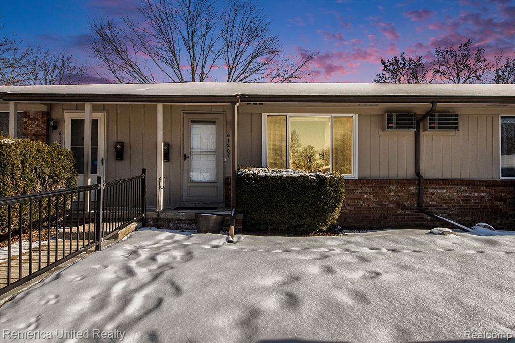 61207 Heritage Boulevard, 2, South Lyon, MI 48178 — Photo 3