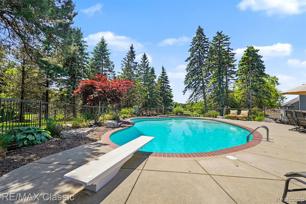 54853 Walnut Drive, New Hudson, MI 48165 — Photo 42
