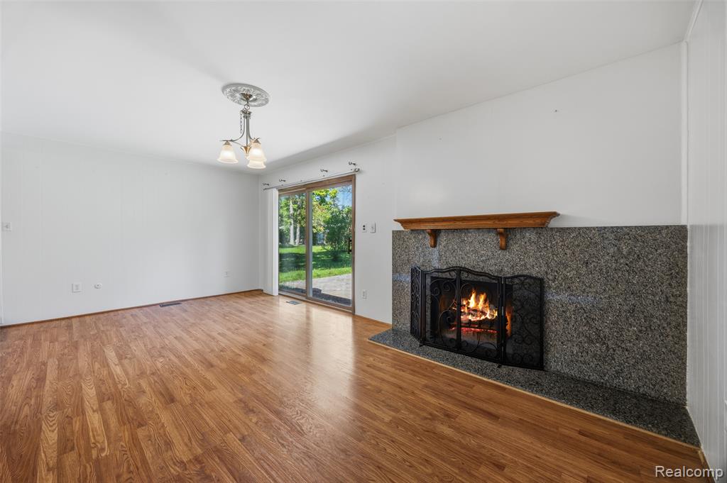 14018 Greentrees Street, Riverview, MI 48193 — Photo 19