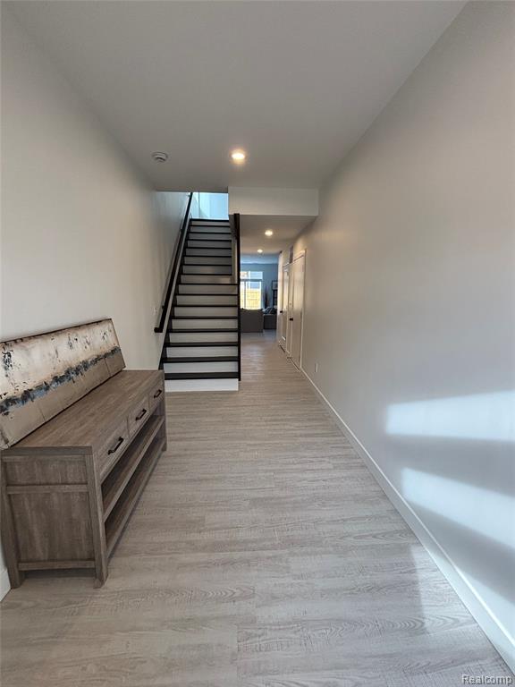 1019 E George Avenue, Hazel Park, MI 48030 — Photo 2