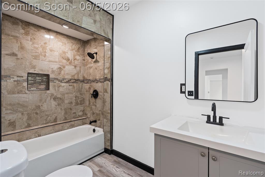 8053 Leadley Avenue, Mount Morris, MI 48458 — Photo 13