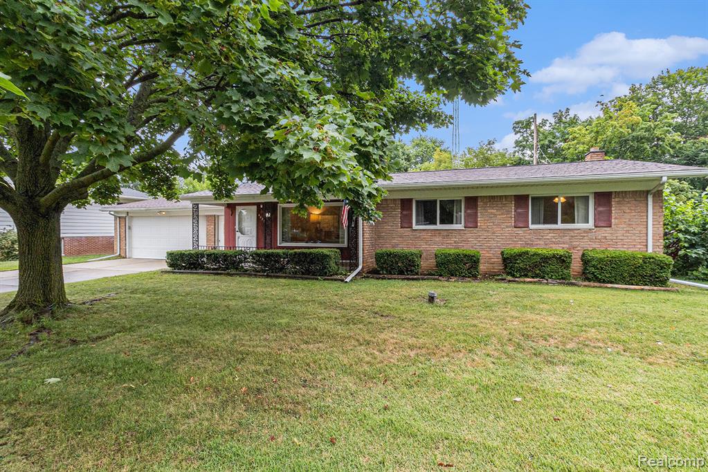 4425 Old Colony Drive, Flint, MI 48507 — Photo 22
