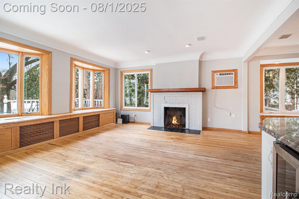 9820 BYROMAR Lane, Grosse Ile, MI 48138 — Photo 4