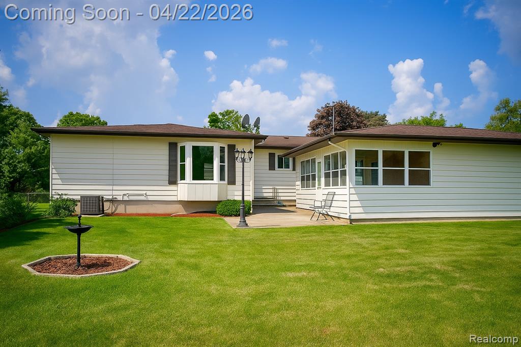 3161 Eastgate Street, Burton, MI 48519 — Photo 3
