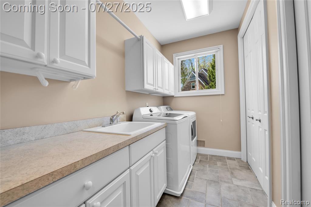 736 Inverness, Highland, MI — Photo 30