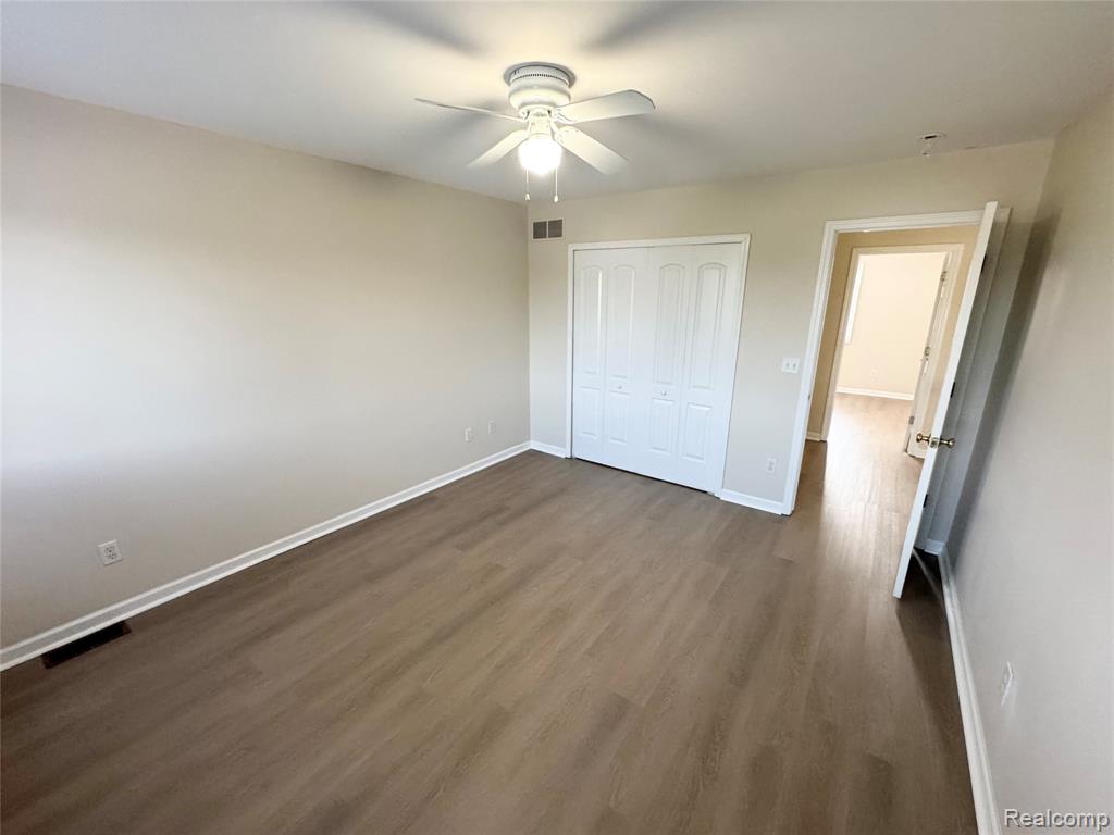 8147 Fox Tail Court, Ypsilanti, MI 48197 — Photo 19