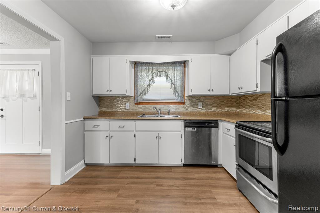 1843 Lathers Street, Garden City, MI — Photo 13
