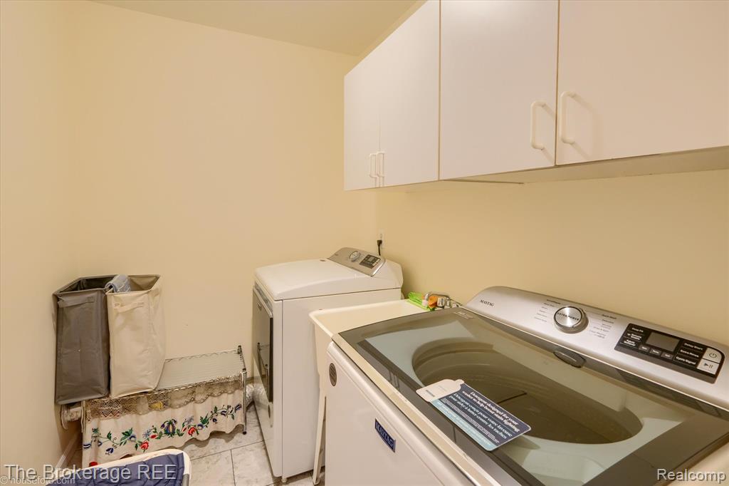 9538 Fenhill Drive, Grand Blanc, MI 48439 — Photo 20