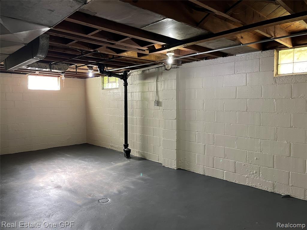 7580 WOOD Avenue, Warren, MI 48091 — Photo 17