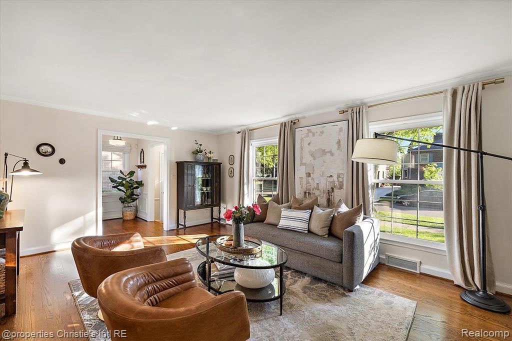 206 McKinley Avenue, Grosse Pointe Farms, MI 48236 — Photo 3