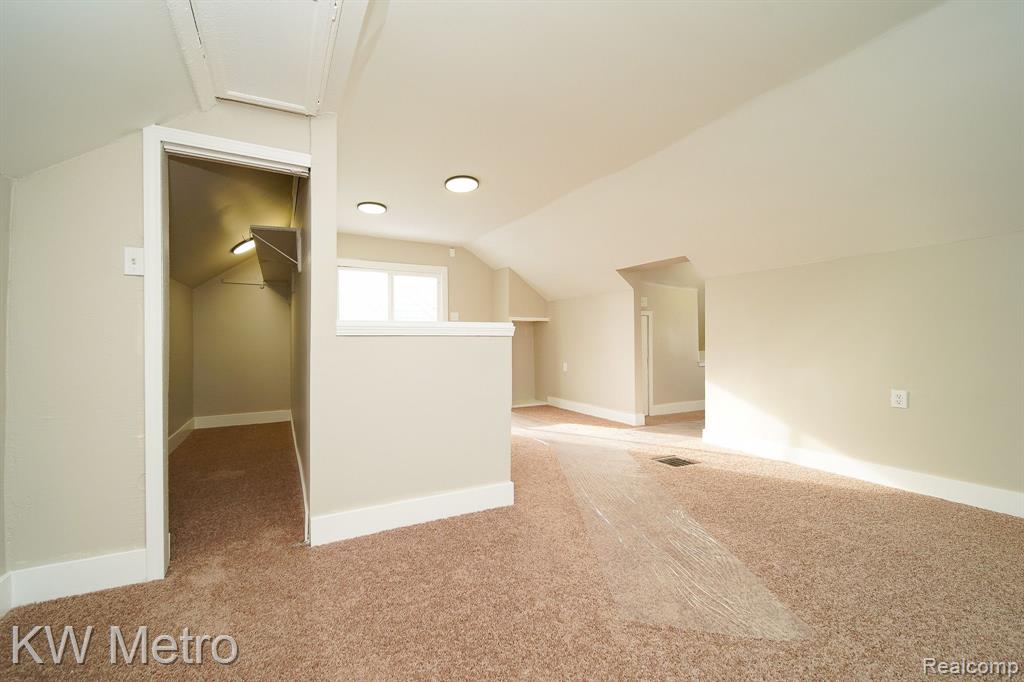 9584 AUBURN Street, Detroit, MI 48228 — Photo 13