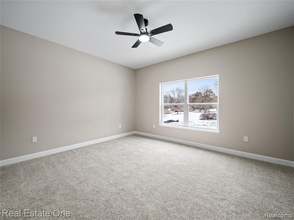 8527 Mystic Pines Court, Pinckney, MI 48169 — Photo 15