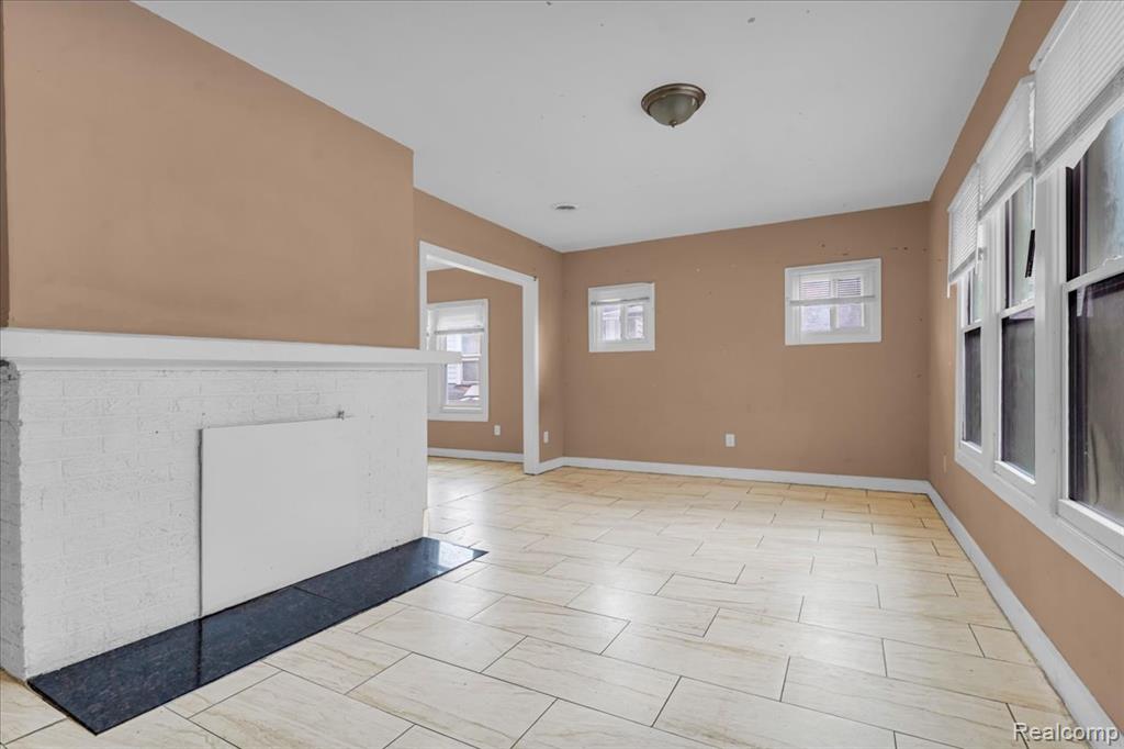 11368 Nardin Drive, Detroit, MI 48204 — Photo 19