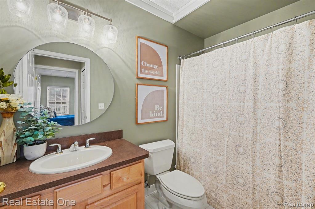 686 W Bluff Court, 23, Rochester Hills, MI 48307 — Photo 25