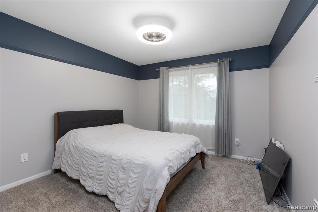 8035 High Point Trail, White Lake, MI — Photo 27