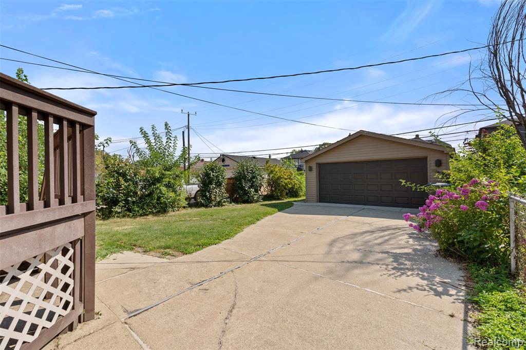5452 Maple Street, Dearborn, MI 48126 — Photo 29